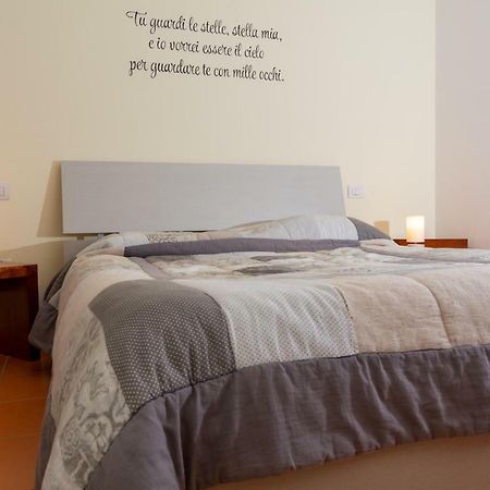 B&B Sotto Le Stelle Fano Exteriör bild